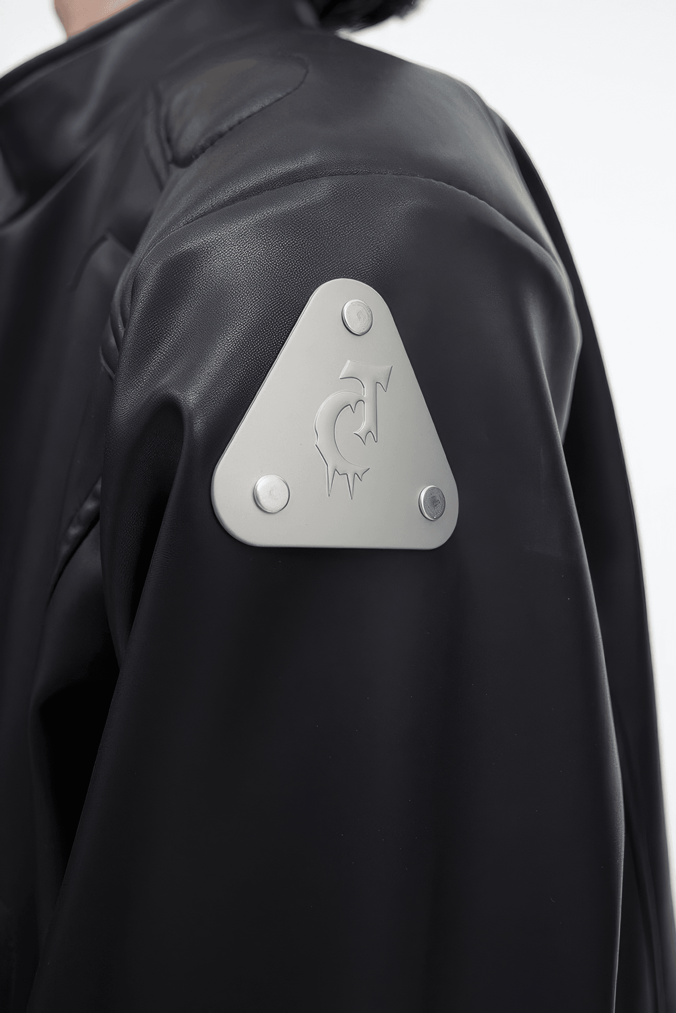 Short Leather Jacket – Modern Sculptural Design with Metal Logo - 5SION
