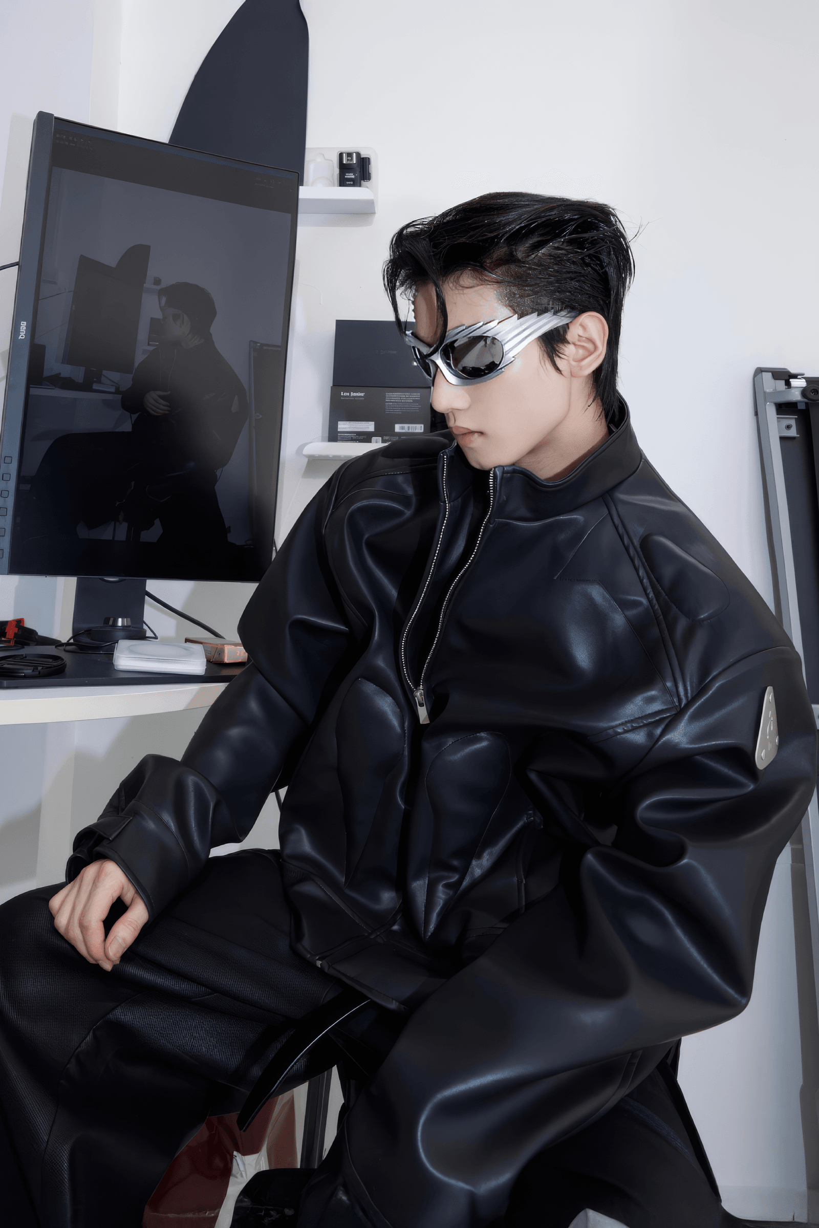 Short Leather Jacket – Modern Sculptural Design with Metal Logo - 5SION