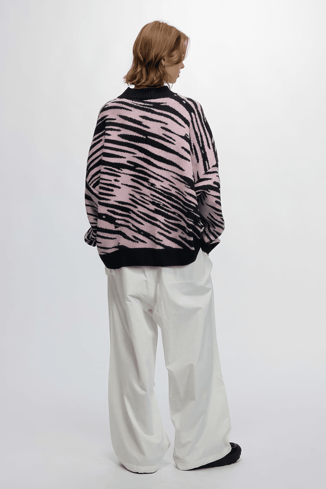 Winter Retro Zebra Knit Sweater – Embroidered Crew Neck for Couples - 5SION