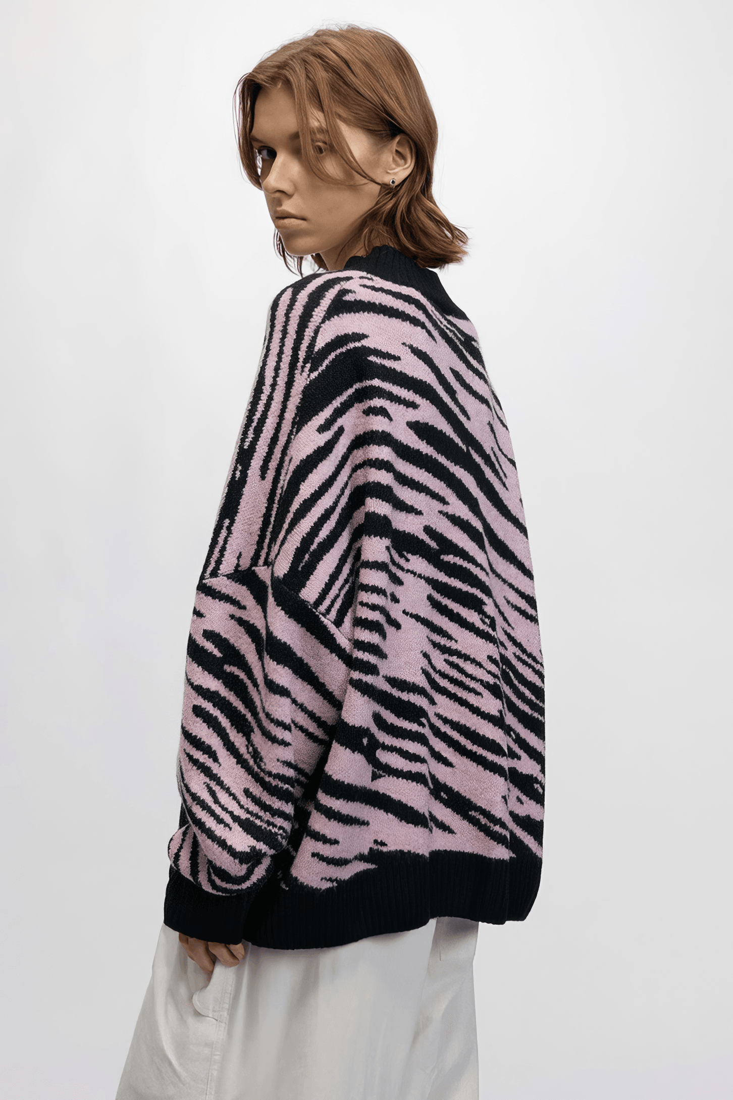 Winter Retro Zebra Knit Sweater – Embroidered Crew Neck for Couples - 5SION